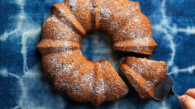 Removing slice from blondie bundt cake