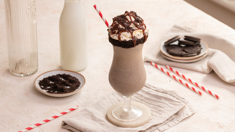ultimate cookies and cream milkshake