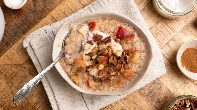 stovetop apple cinnamon oatmeal