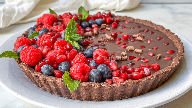 chocolate tart with fruit topping