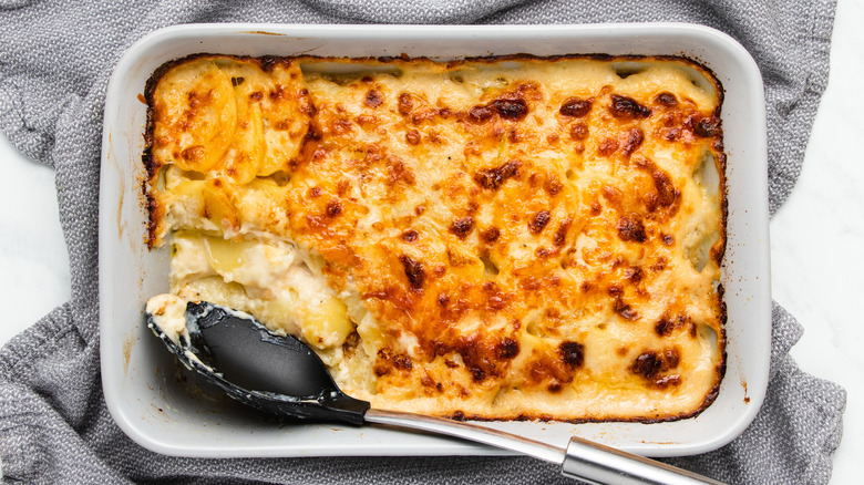 cheesy scalloped potatoes