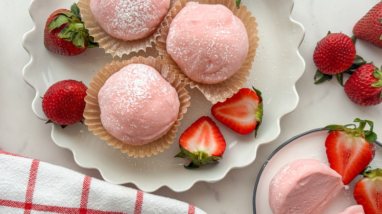 mochi ice cream with strawberries