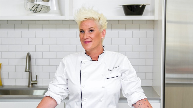 Head Shot of Chef Anne Burrell in the kitchen