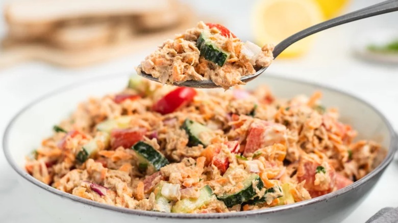 Bowl of tuna salad with vegetables
