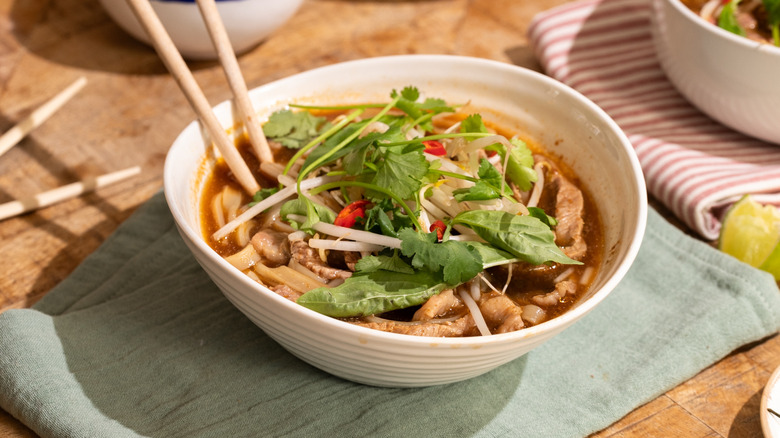 easy aromatic beef pho
