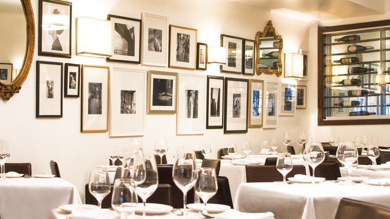 Interior dining room at Il Mulino New York