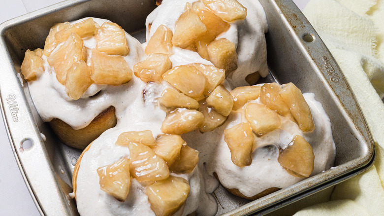 Apple cinnamon rolls in baking dish