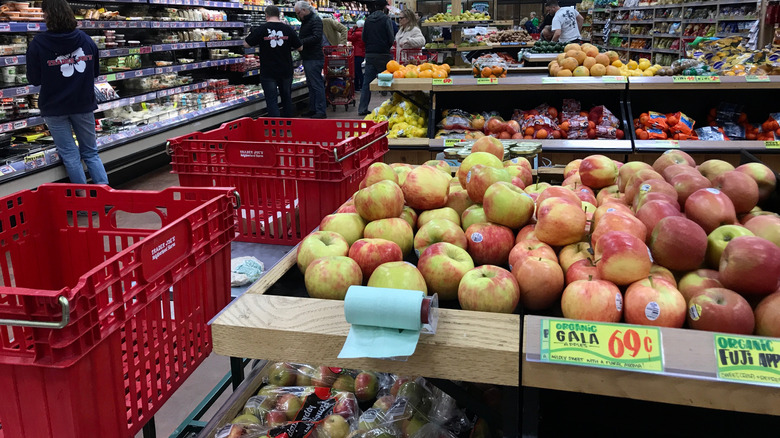 Trader Joe's apple selection