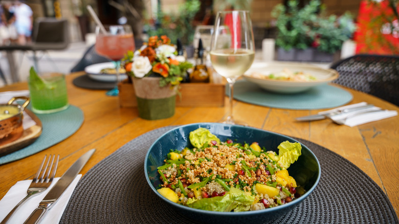 vegan meals at restaurant