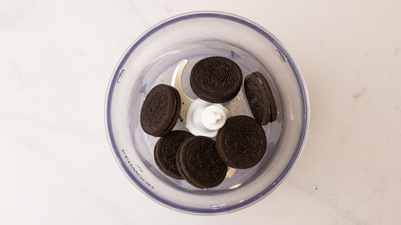 oreo cookies in a blender