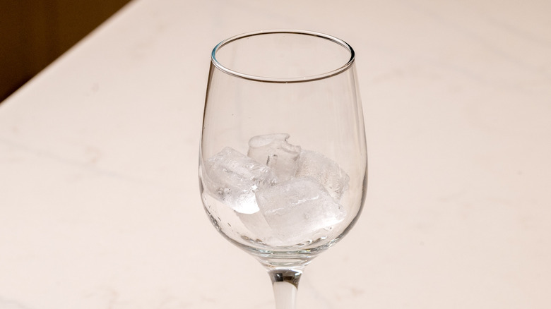 ice in a wine glass